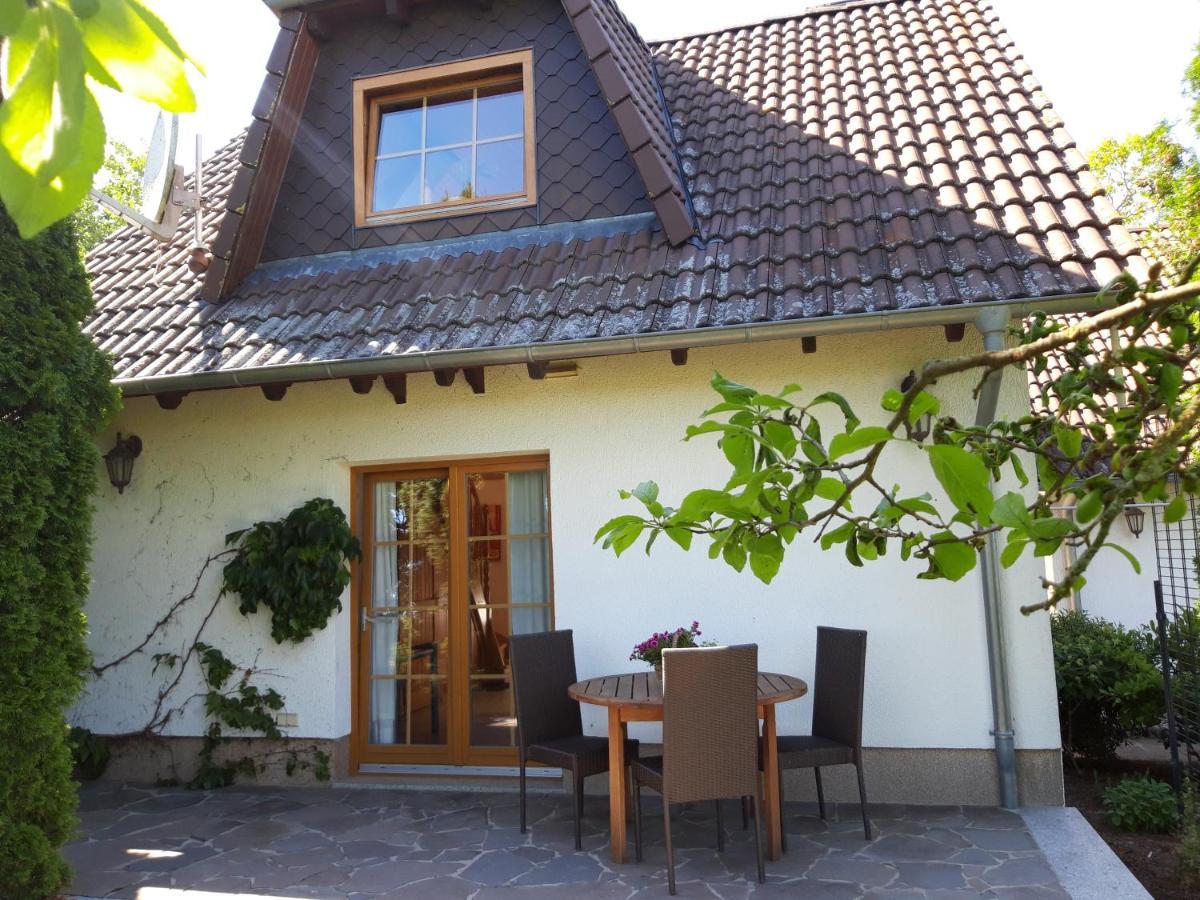 Ein Bett Im Kornfeld - Haus Weitblick - Mit Innenpool